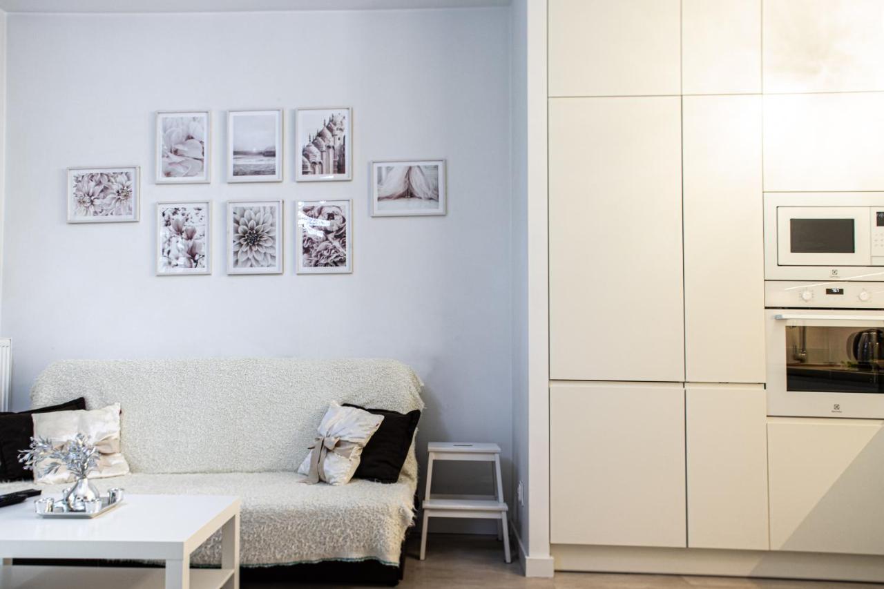 Wola Glamour Apartment Warszawa Eksteriør bilde