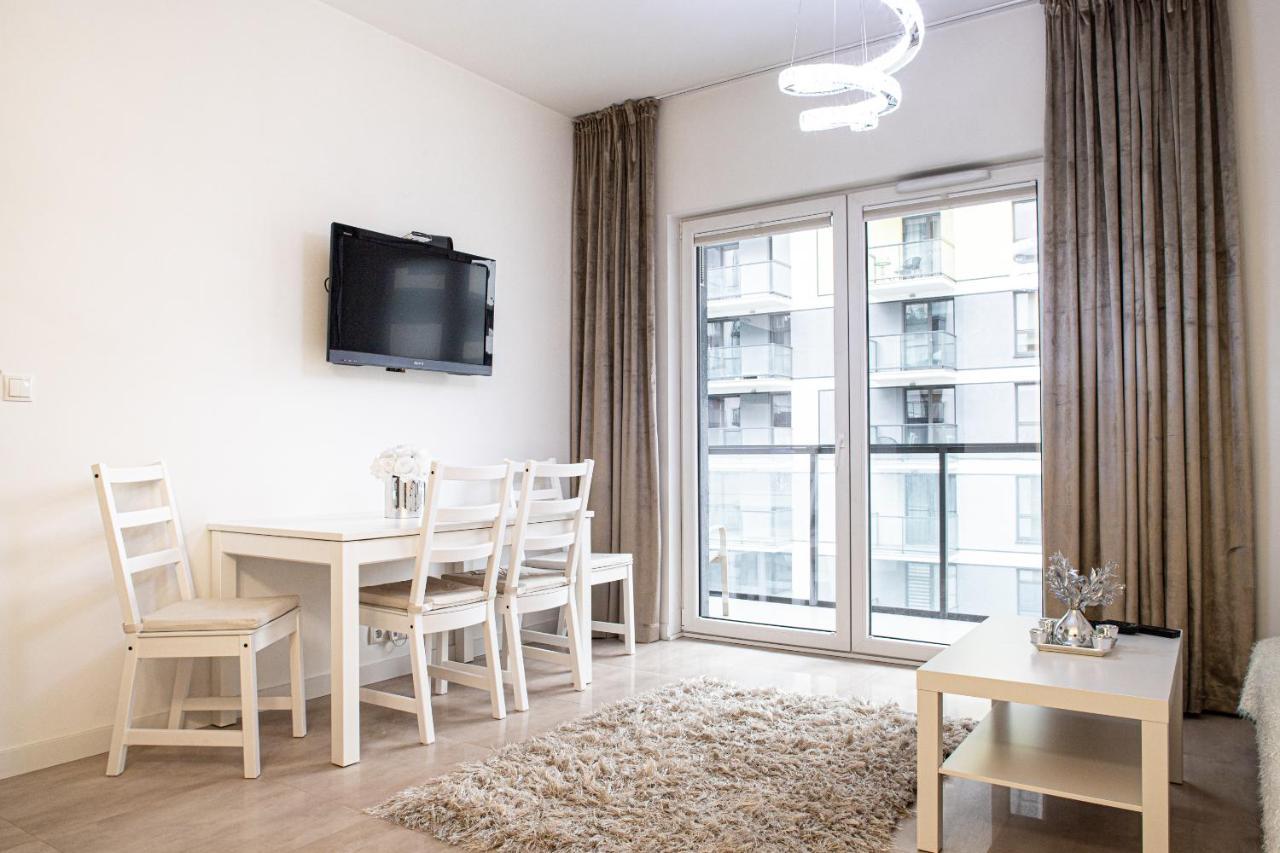 Wola Glamour Apartment Warszawa Eksteriør bilde
